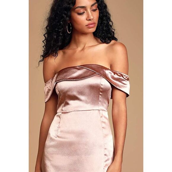 Lulus Paparazzi Shot Satin Off-Shoulder Midi Dress in Mauve Medium - Picture 3 of 8